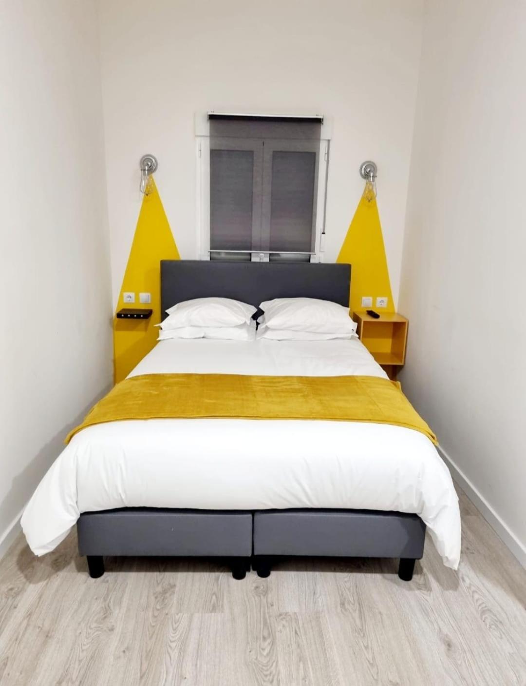 Azulrelax Hostel Pinhal Novo Esterno foto